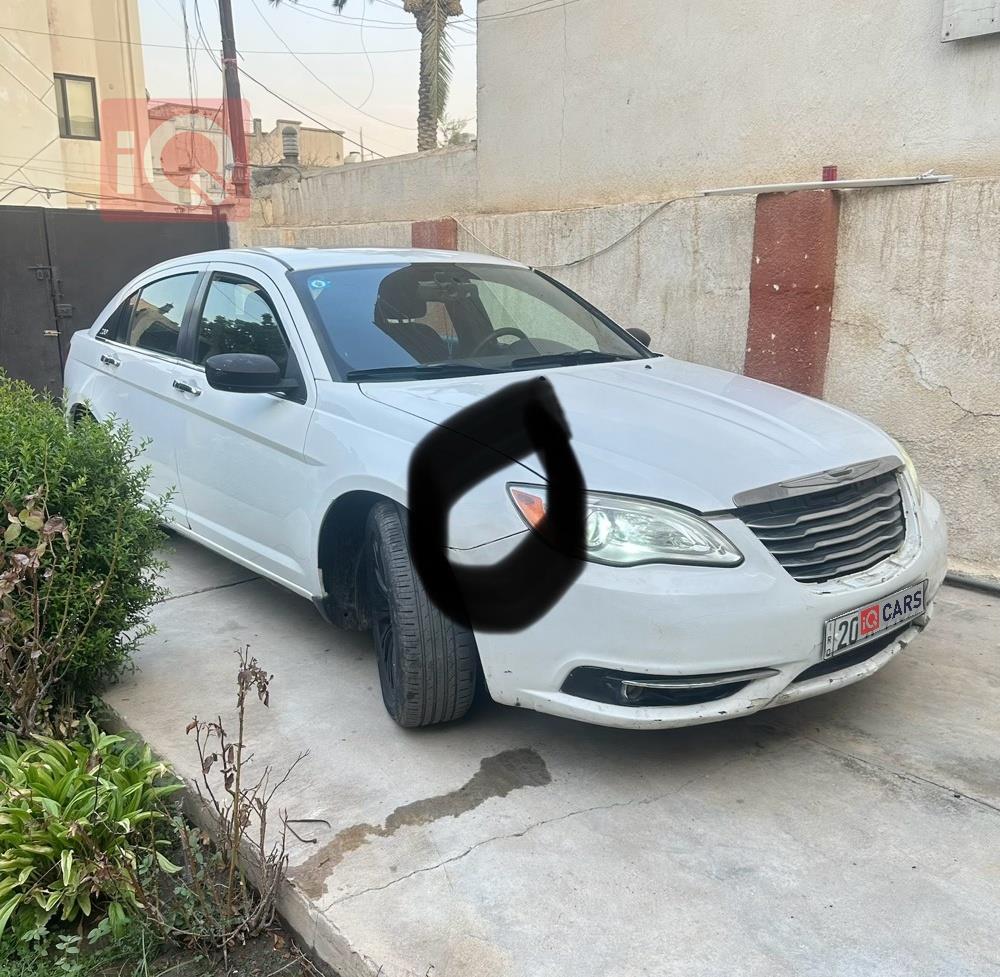 كرايسلر 200